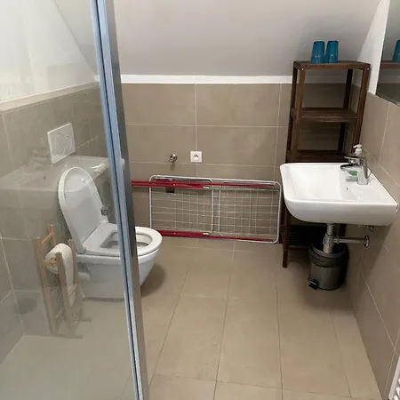 Dobra Lipa דירה *