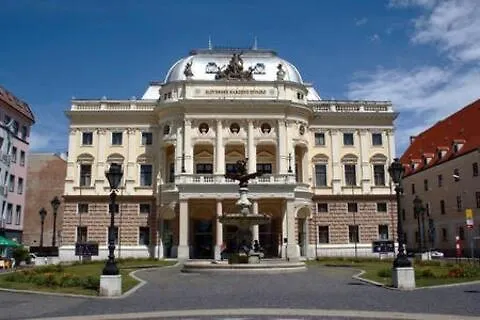 Dobra Lipa Братислава